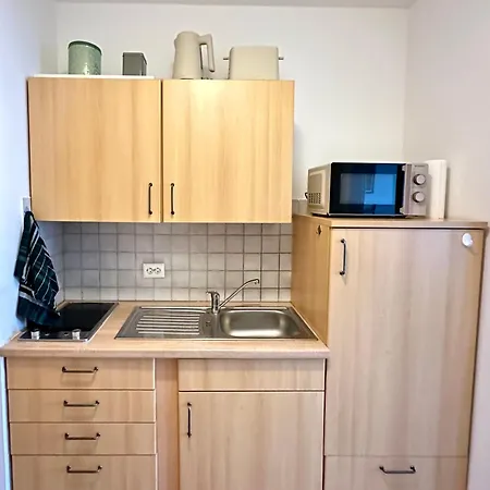 Lejlighed Zentrales Und Gemuetliches In Mit Balkon,badewanne Und Parkplatz *